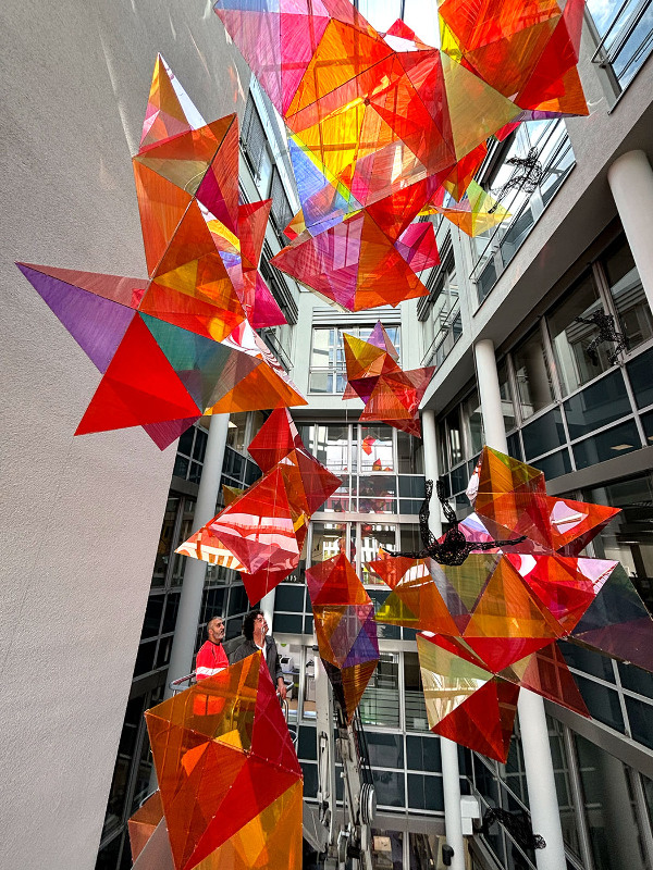 Rendezvous, hall of the officebuilding GOHA, Cologne