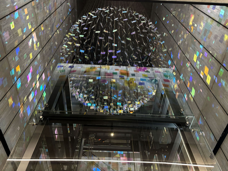 Auf den Schultern von Riesen, Konferenzzentrum im Helmholtz Zentrum München